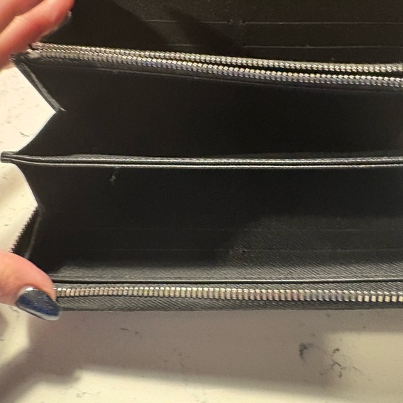 Louis Vuitton Black Wallet - Picture 2 of 5